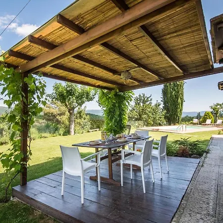 2 Bedroom Gorgeous In Holiday home *