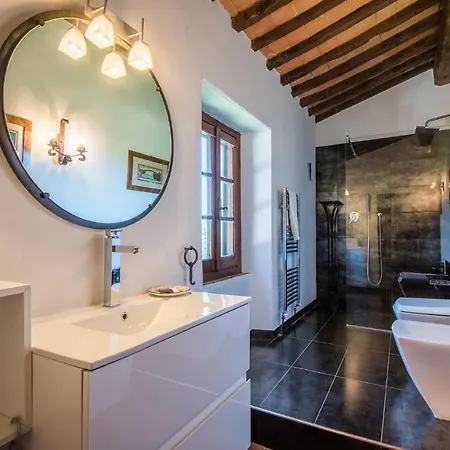 2 Bedroom Gorgeous In Holiday home